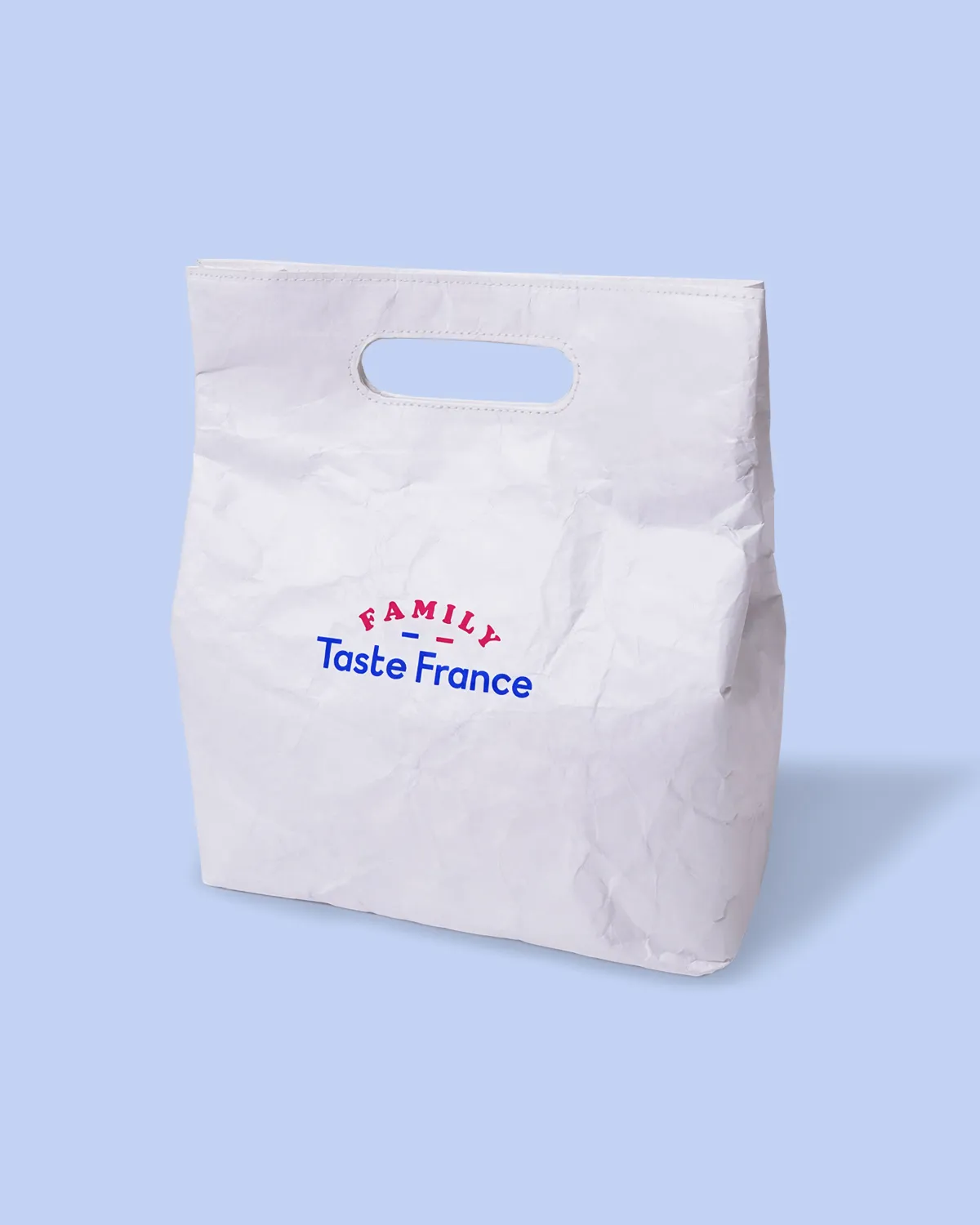 軽くて丈夫なタイベック素材で作る 「Taste France」公式ノベルティ 